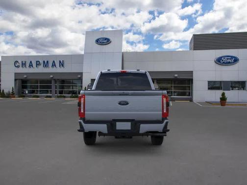 Glacier Gray Metallic 2026 Ford F-350 Lariat Super Duty