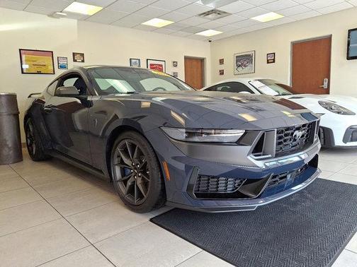 2024 Ford Mustang Dark Horse