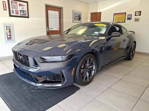 2024 Ford Mustang Dark Horse