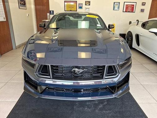 2024 Ford Mustang Dark Horse