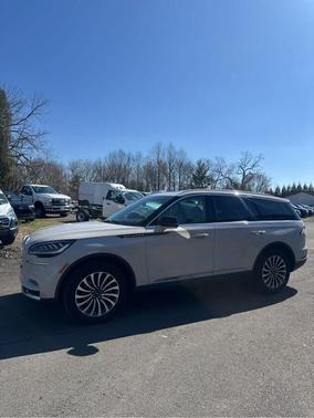 2022 Lincoln Aviator Standard AWD