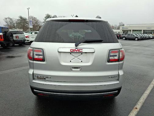 2016 GMC Acadia SLE-2