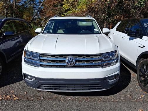 2018 Volkswagen Atlas 3.6L SEL Premium
