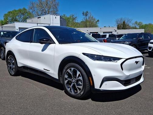2021 Ford Mustang Mach-E Premium