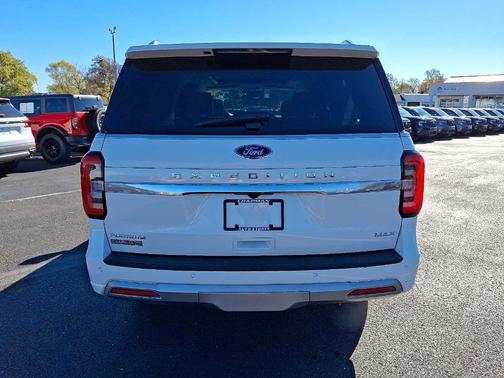 2022 Ford Expedition Max Platinum
