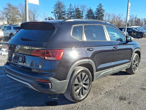 2022 Volkswagen Taos 1.5T S