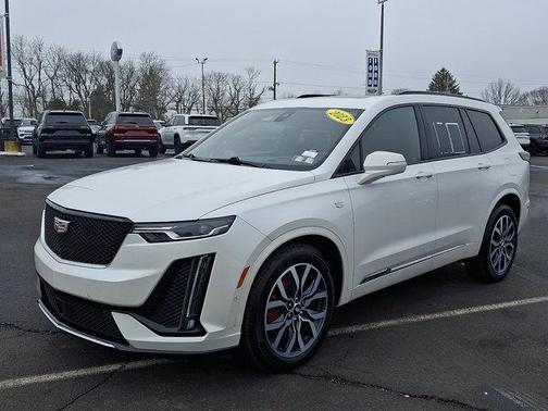 2023 Cadillac XT6 Sport AWD
