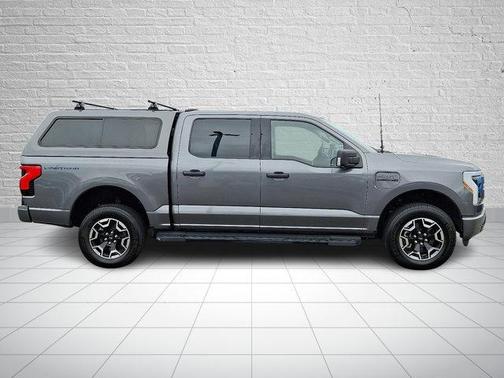 2022 Ford F-150 Lightning XLT