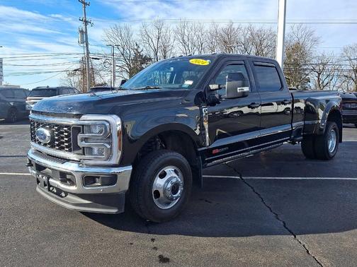2024 Ford F-350 Lariat Super Duty
