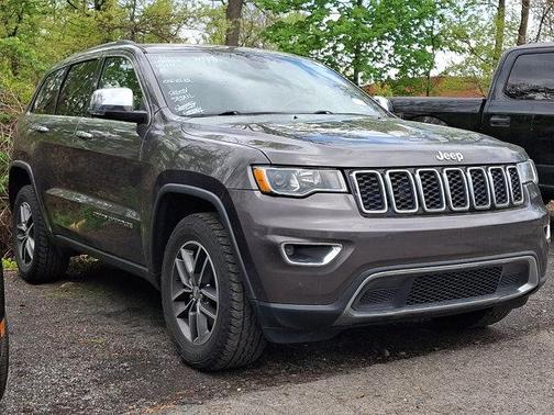 Granite Crystal Clearcoat Metallic 2018 Jeep Grand Cherokee Limited