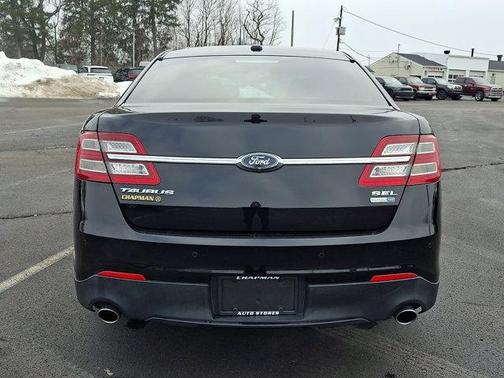 2017 Ford Taurus SEL