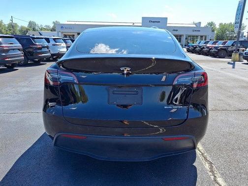 2024 Tesla Model Y Long Range
