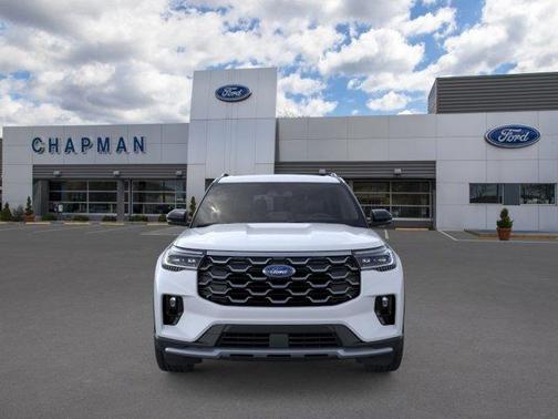 Space White Metallic 2026 Ford Explorer Platinum