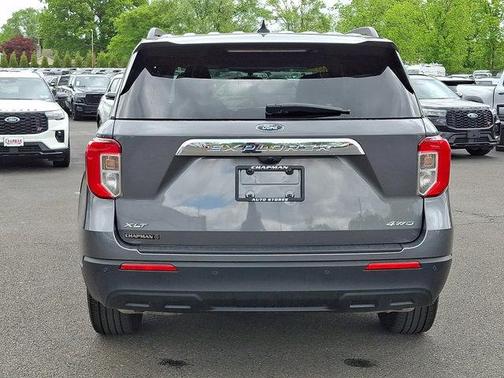 Carbonized Gray 2024 Ford Explorer XLT