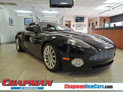 2002 Aston Martin V12 Vanquish 