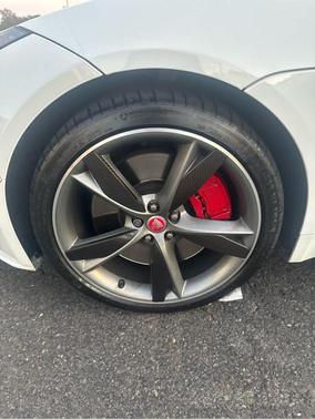 2018 Jaguar F-TYPE R