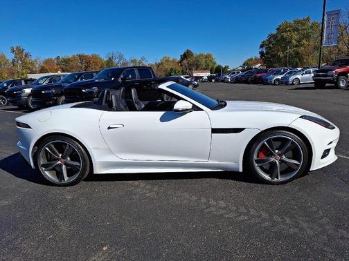 2018 Jaguar F-TYPE R