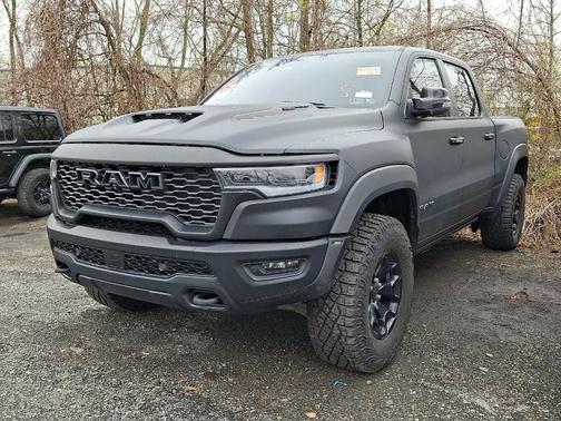 Bright White Clearcoat 2025 RAM 1500 RHO