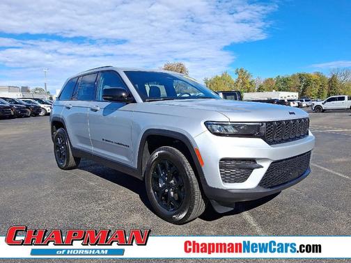 2025 Jeep Grand Cherokee Laredo