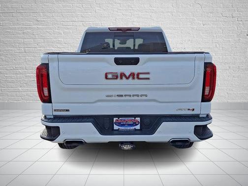 Summit White 2022 GMC Sierra 1500 AT4