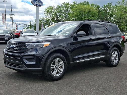 Agate Black Metallic 2020 Ford Explorer XLT
