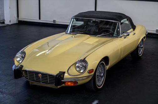 1974 Jaguar XKE Base