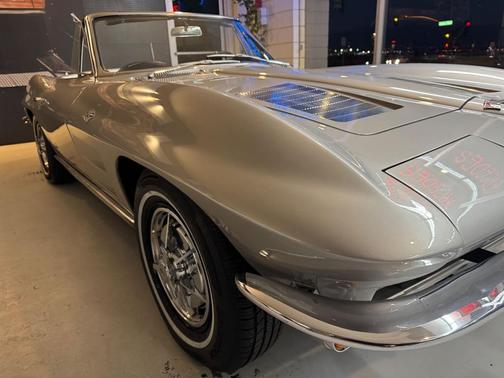 1963 Chevrolet Corvette Base