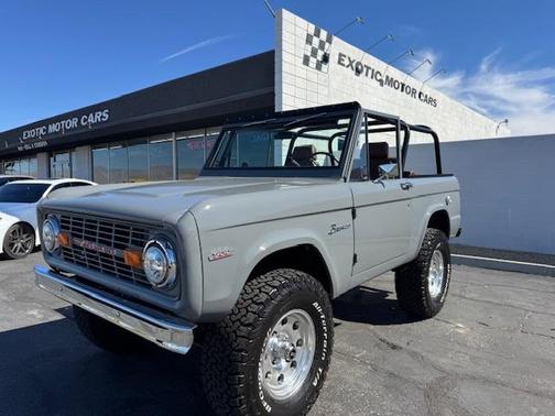 Gray 1968 Ford Bronco 347 stroker fuel injection