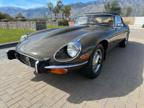 1973 Jaguar XKE Base
