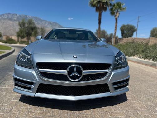 Blue-Metallic 2015 Mercedes-Benz SLK-Class SLK 250