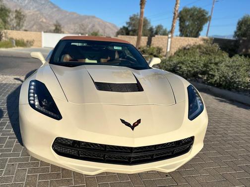 Magnolia 2016 Chevrolet Corvette Stingray