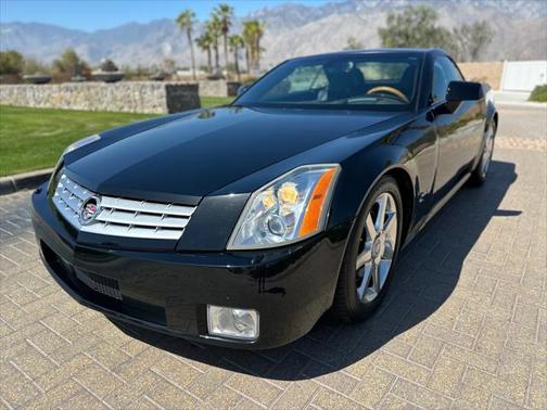 2005 Cadillac XLR Base
