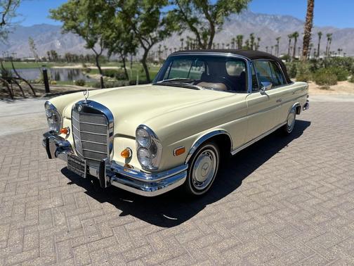 1969 Mercedes-Benz 280SE Base