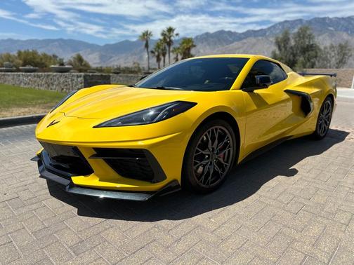 Competition Yellow Tintcoat Metallic 2026 Chevrolet Corvette Stingray w/3LT