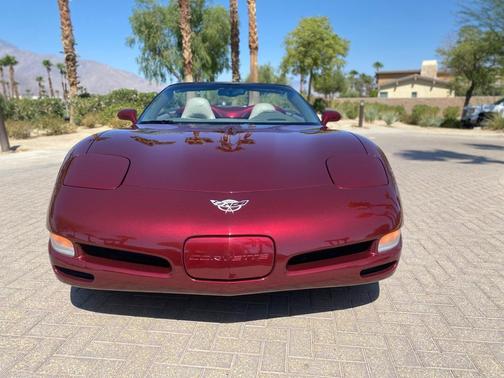 2003 Chevrolet Corvette Base