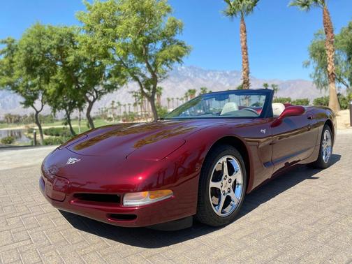 2003 Chevrolet Corvette Base