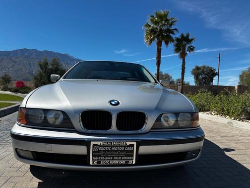 2000 BMW 528 528i