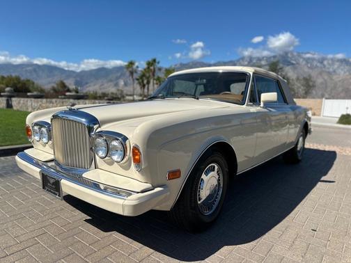 Magnolia 1991 Bentley Continental conv