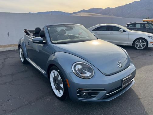 2019 Volkswagen Beetle 2.0T SE