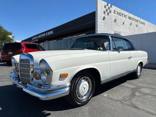 1970 Mercedes-Benz 280SE Base