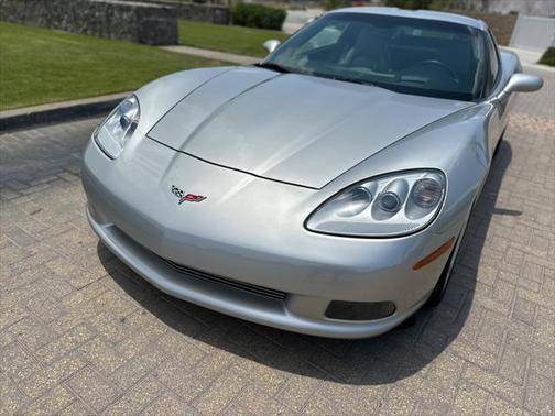 2005 Chevrolet Corvette Base