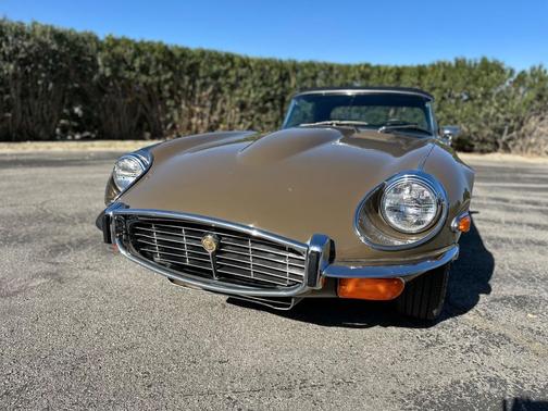 1972 Jaguar XKE Base