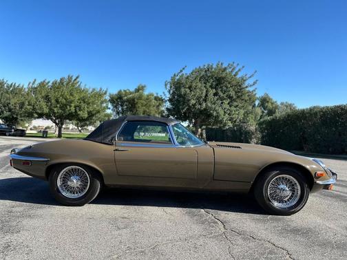 1972 Jaguar XKE Base