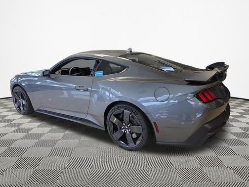 2025 Ford Mustang Dark Horse Fastback