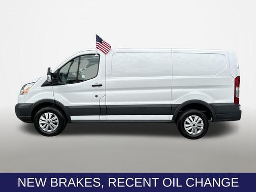 2017 Ford Transit-250 Base