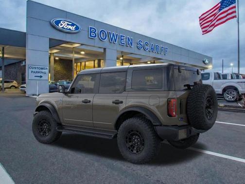 Marsh Gray 2026 Ford Bronco Outer Banks