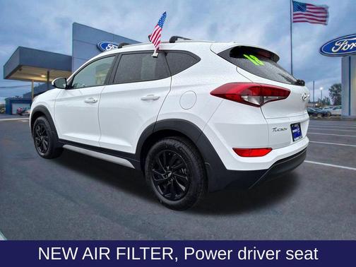 Dazzling White 2018 Hyundai TUCSON SEL