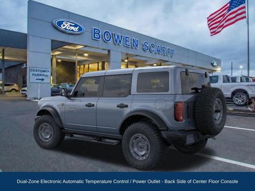 Azure Gray Metallic Tri-Coat 2025 Ford Bronco Badlands