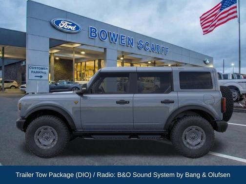 Azure Gray Metallic Tri-Coat 2025 Ford Bronco Badlands