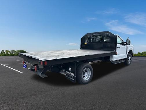2025 Ford F-350 XL